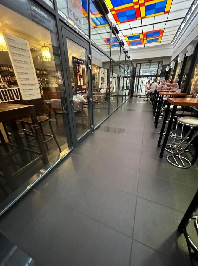 Gorkeho Apartment In City Centre Bratislava Exterior foto